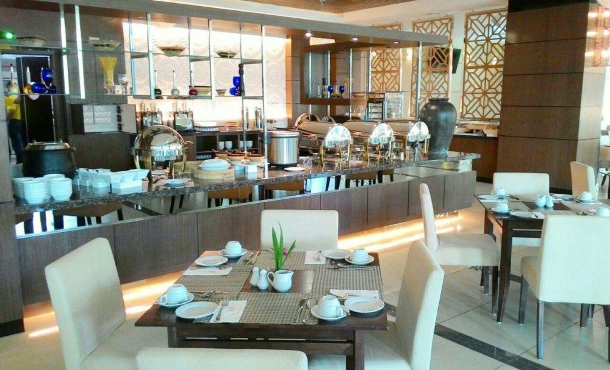 Adya Hotel Langkawi Kuah Extérieur photo