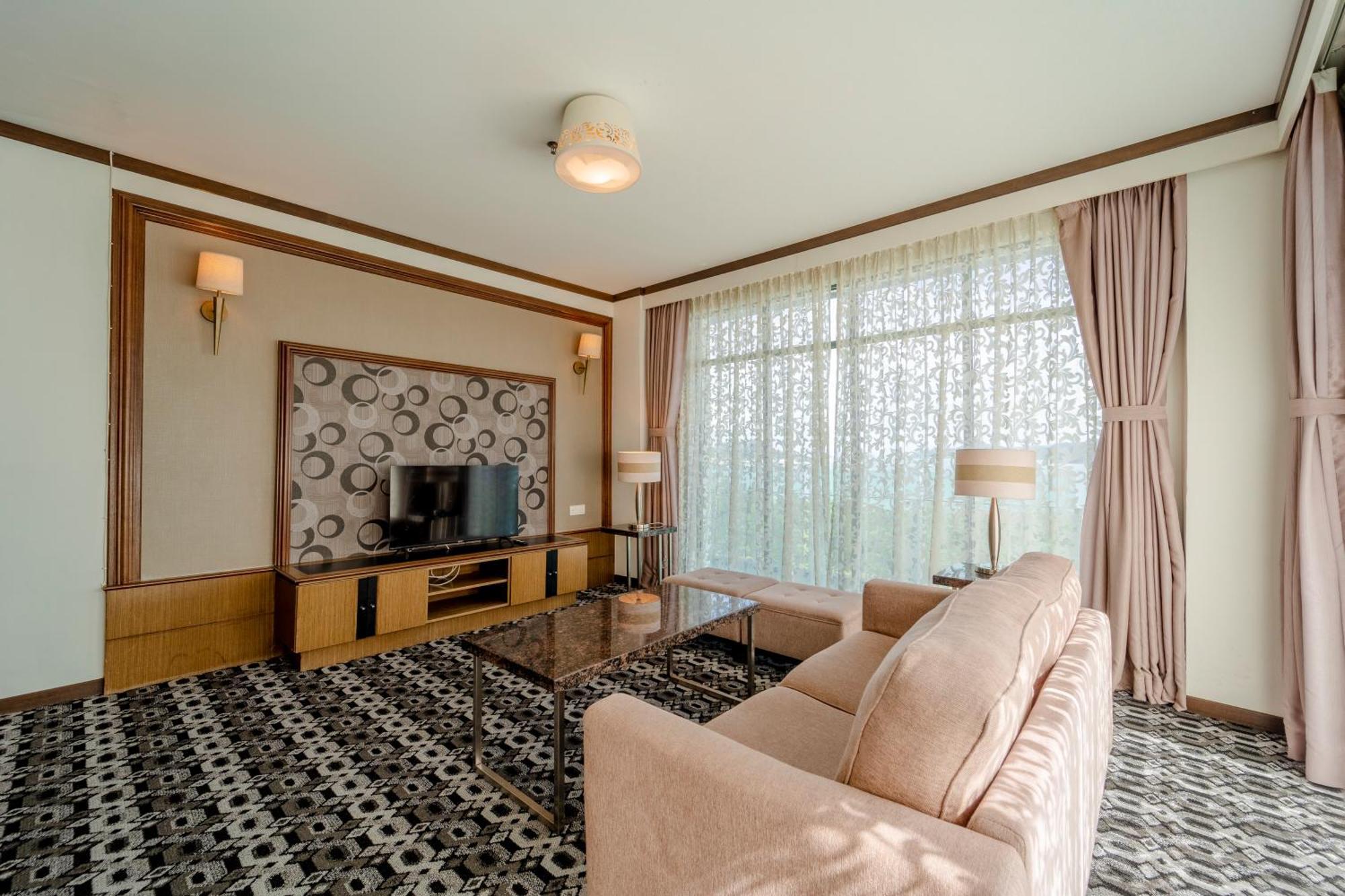 Adya Hotel Langkawi Kuah Extérieur photo