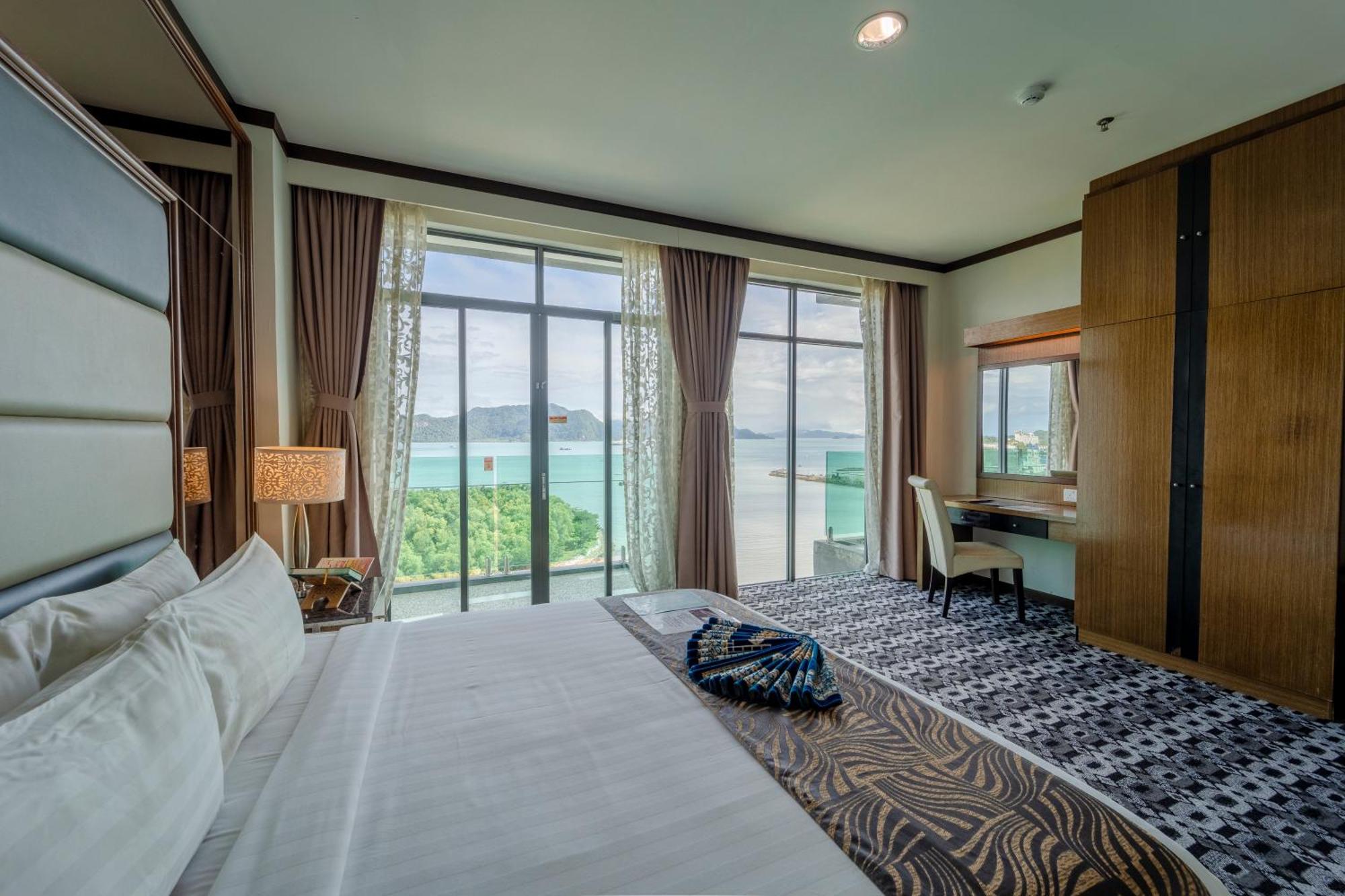 Adya Hotel Langkawi Kuah Extérieur photo